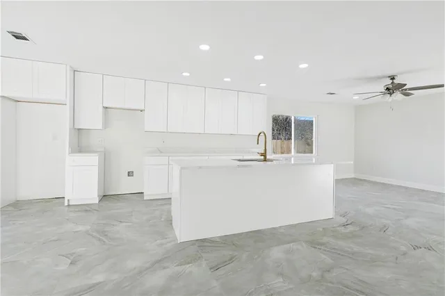 $239,900 | 3172 Sweet Gum Drive, Harvey, LA 70058