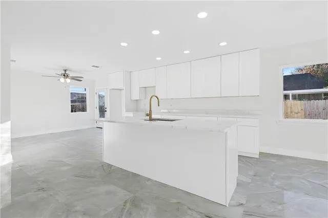 $239,900 | 3172 Sweet Gum Drive, Harvey, LA 70058