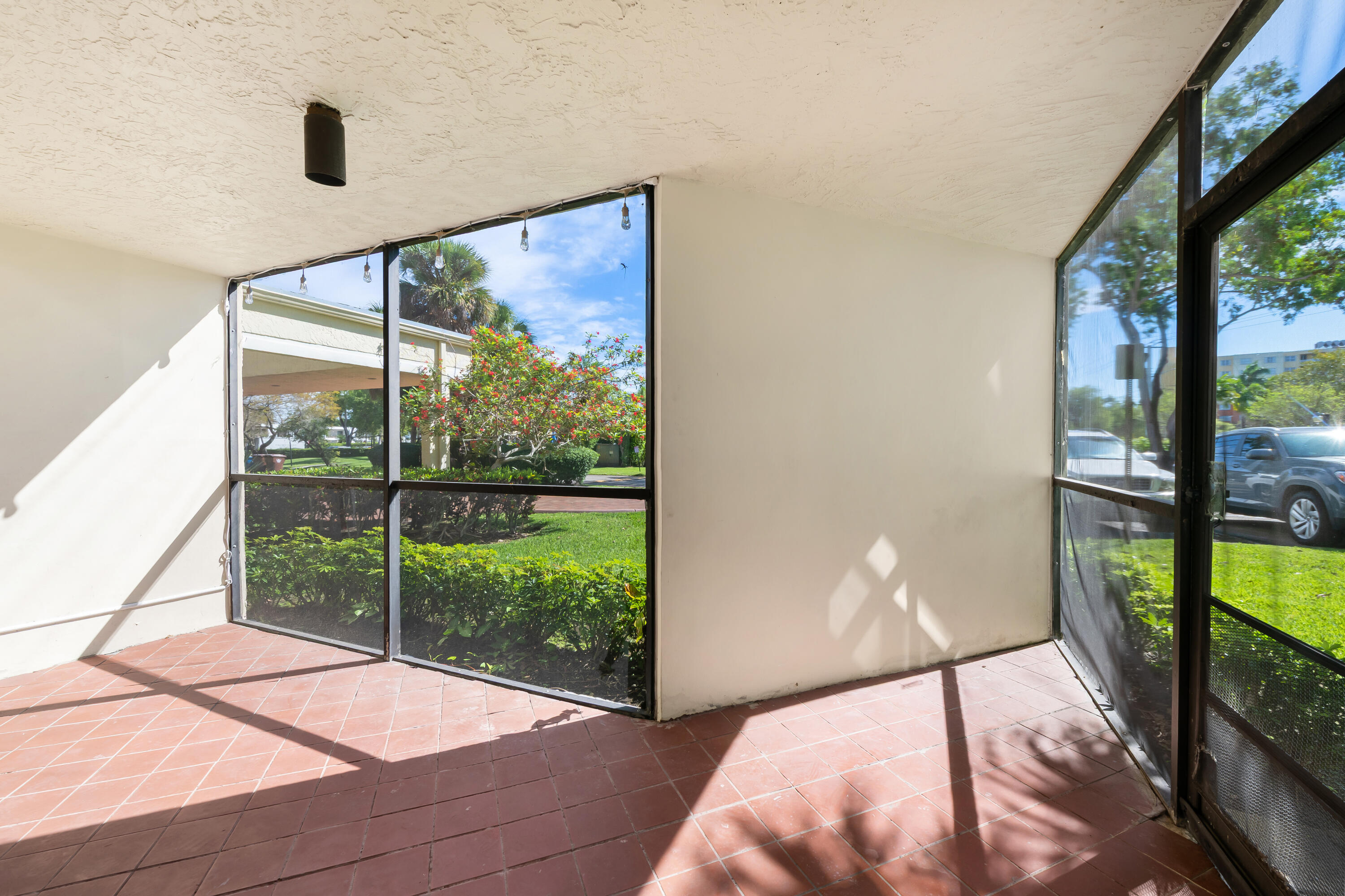 491 Racquet Club Road, Unit 106 Weston, FL 33326 - Photo 25 of 27 DSC_8698