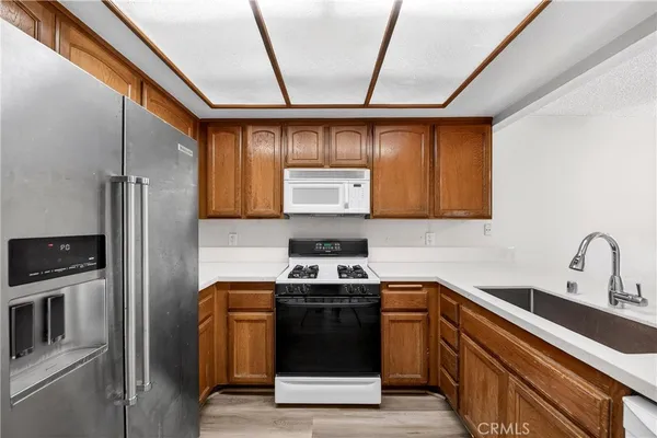 $579,000 | 22224 South Vermont Avenue, Unit 102C, Torrance, CA 90502
