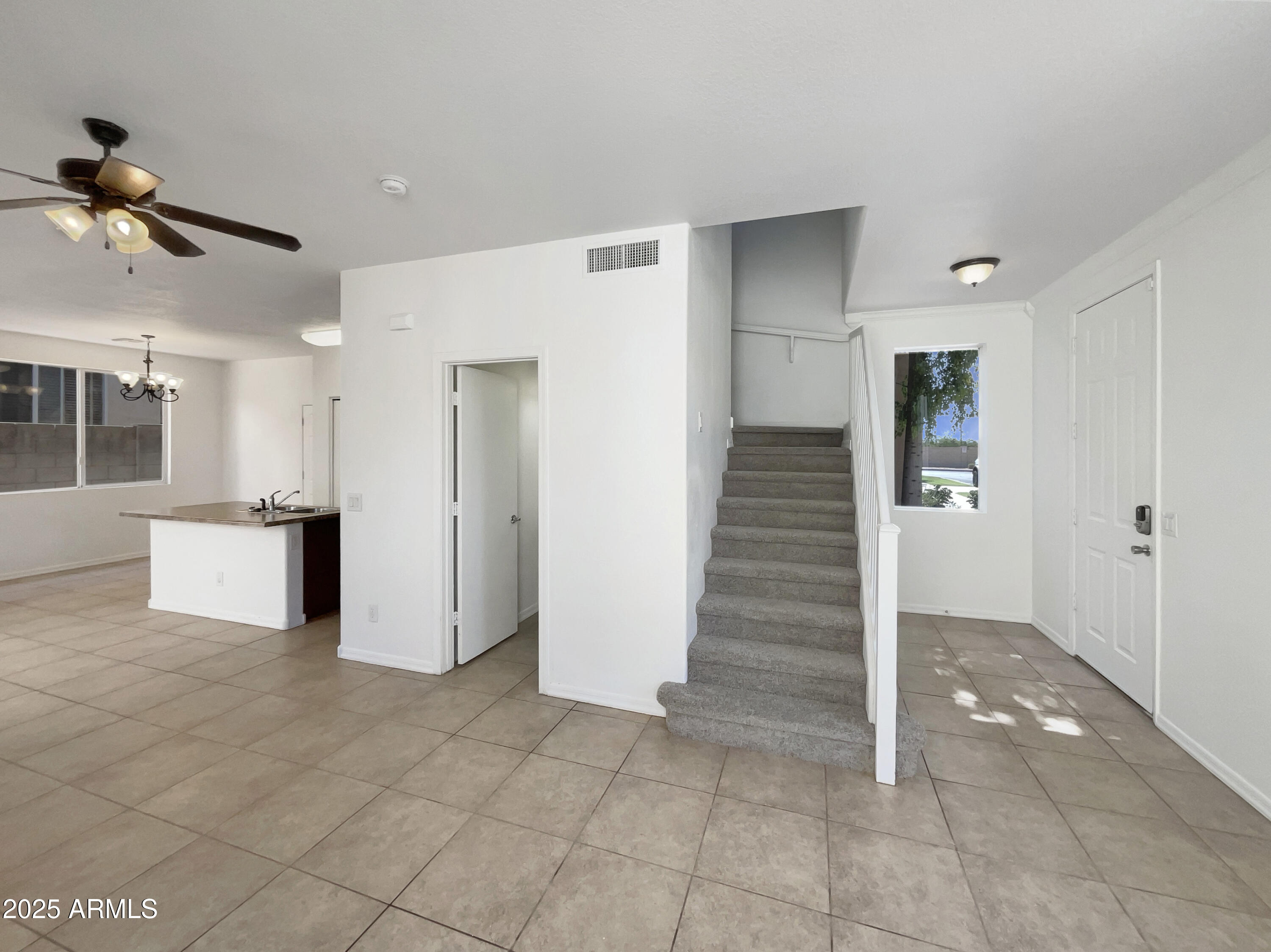 1415 East Chipman Road Phoenix, AZ 85040 - Photo 10 of 22 listing_9