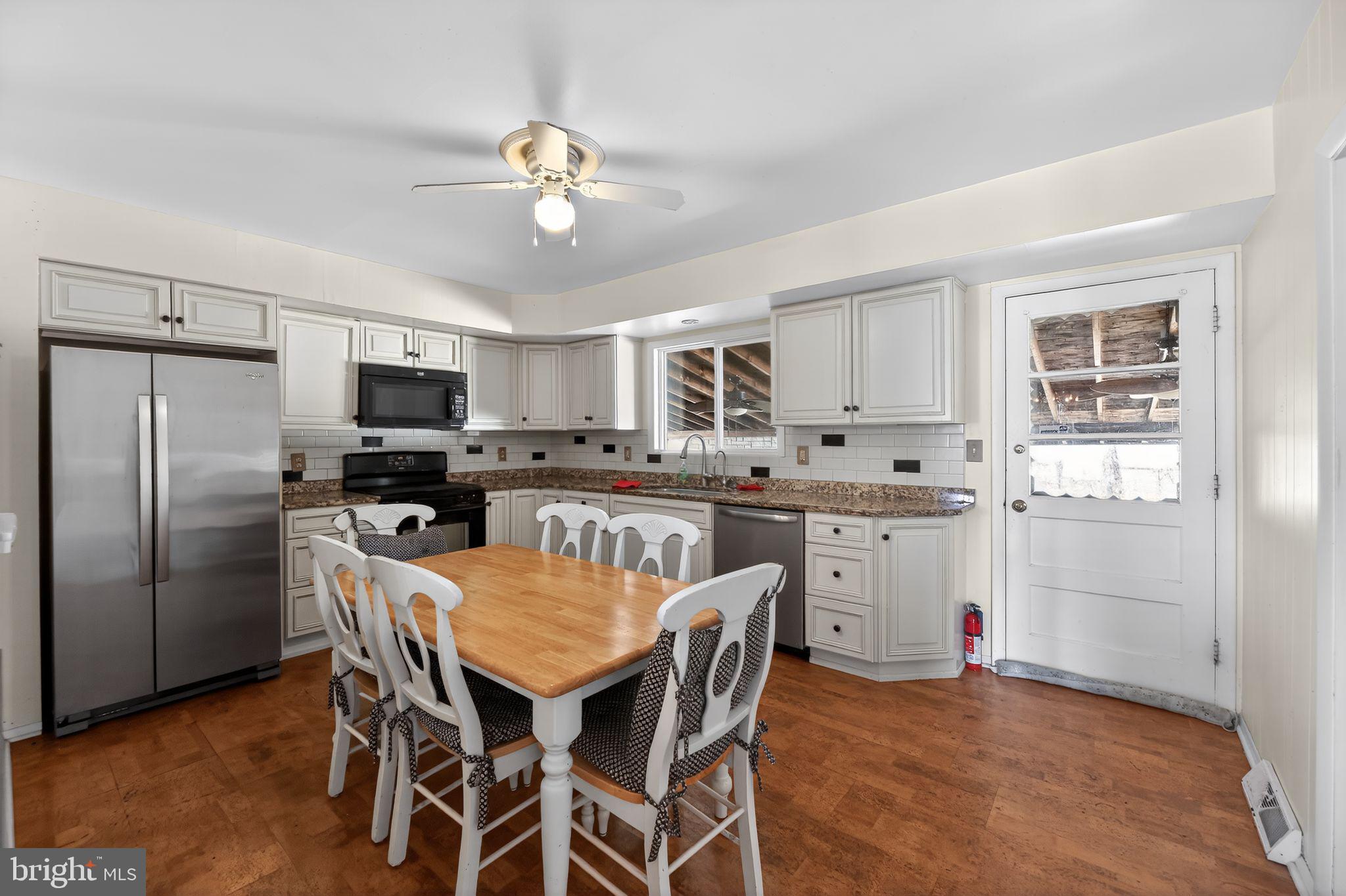 1103 West Valleybrook Road Cherry Hill, NJ 08034 - Photo 6 of 29 Eat in Kitchen