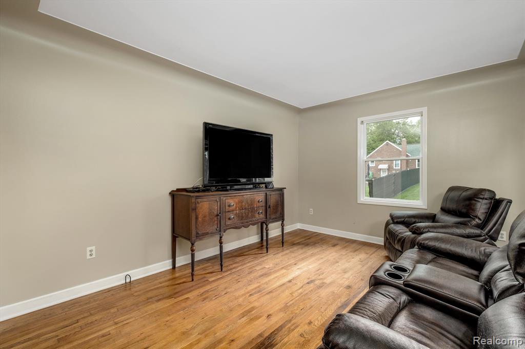 3395 West Auburn Road Rochester Hills, MI 48309 - Photo 21 of 46