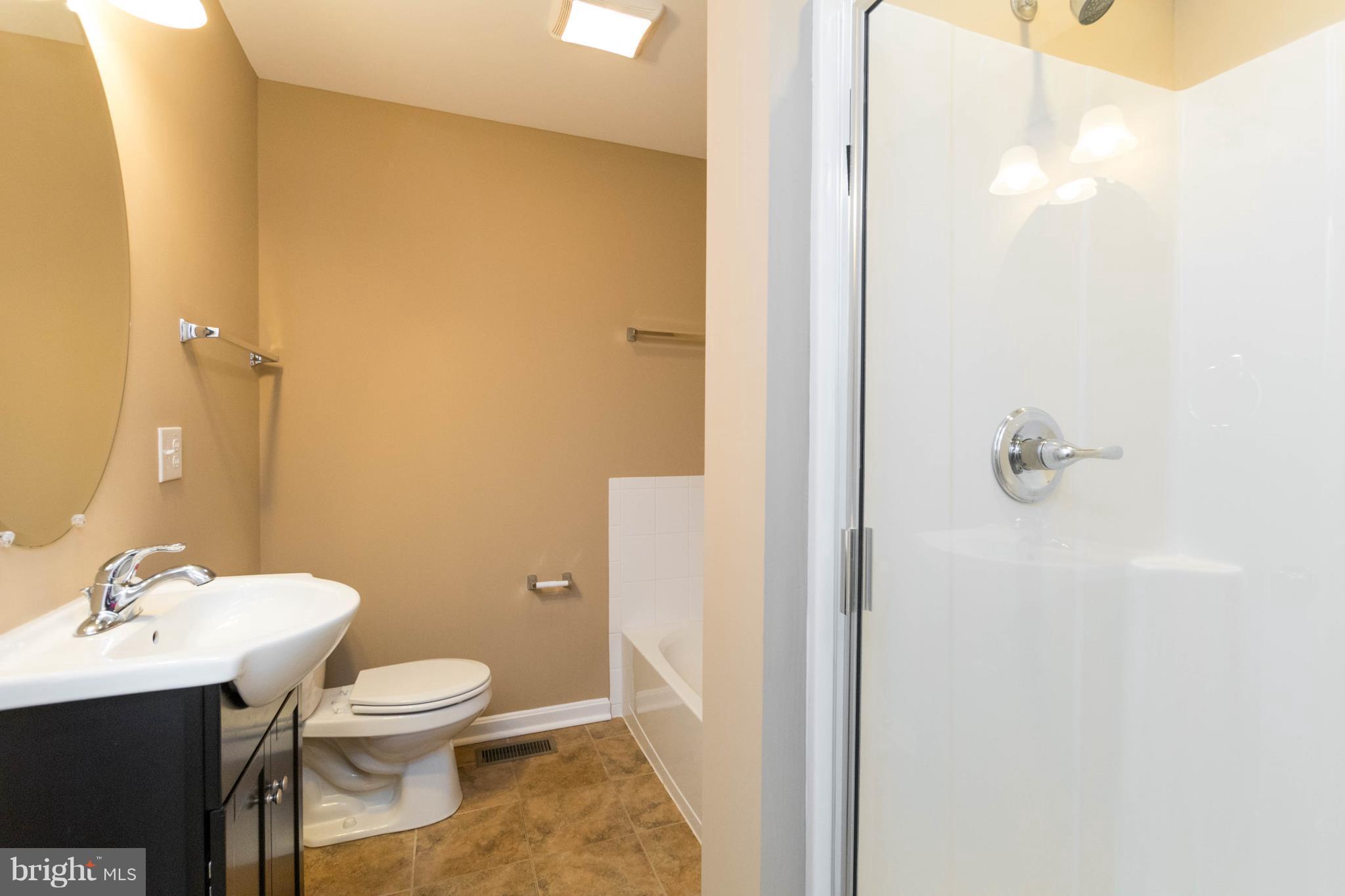 425 Red Pump Road Bel Air, MD 21014 - Photo 10 of 27 En suite bathroom with separate shower and tub