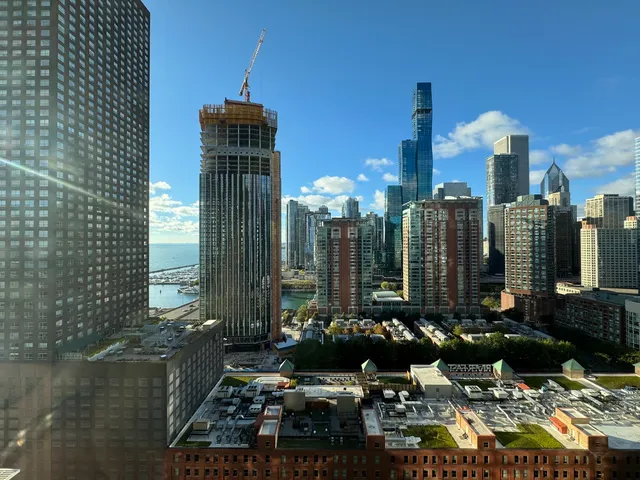 $4,500 | 514 North Peshtigo Court, Unit 2407, Chicago, IL 60611