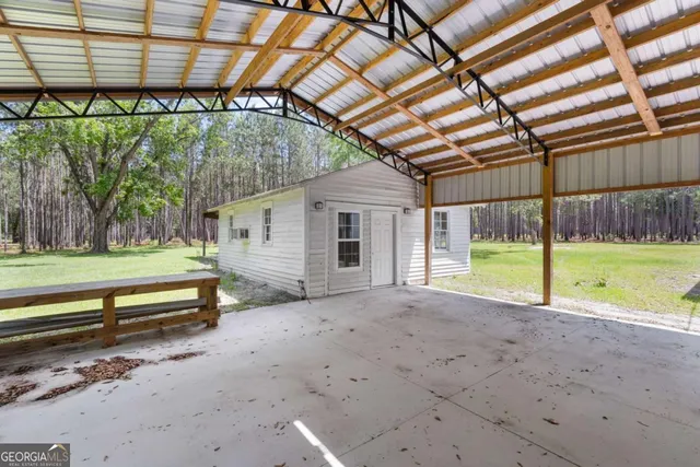 $575,000 | 2445 Wilma Edwards Road, Ellabell, GA 31308