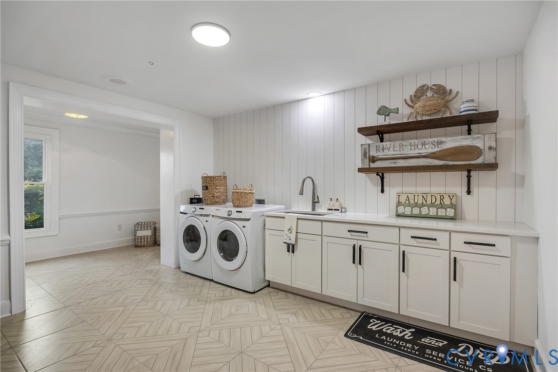 467 Daingerfield Road Tappahannock, VA 22560 - Photo 20 of 50 a utility room with sink dryer and washer