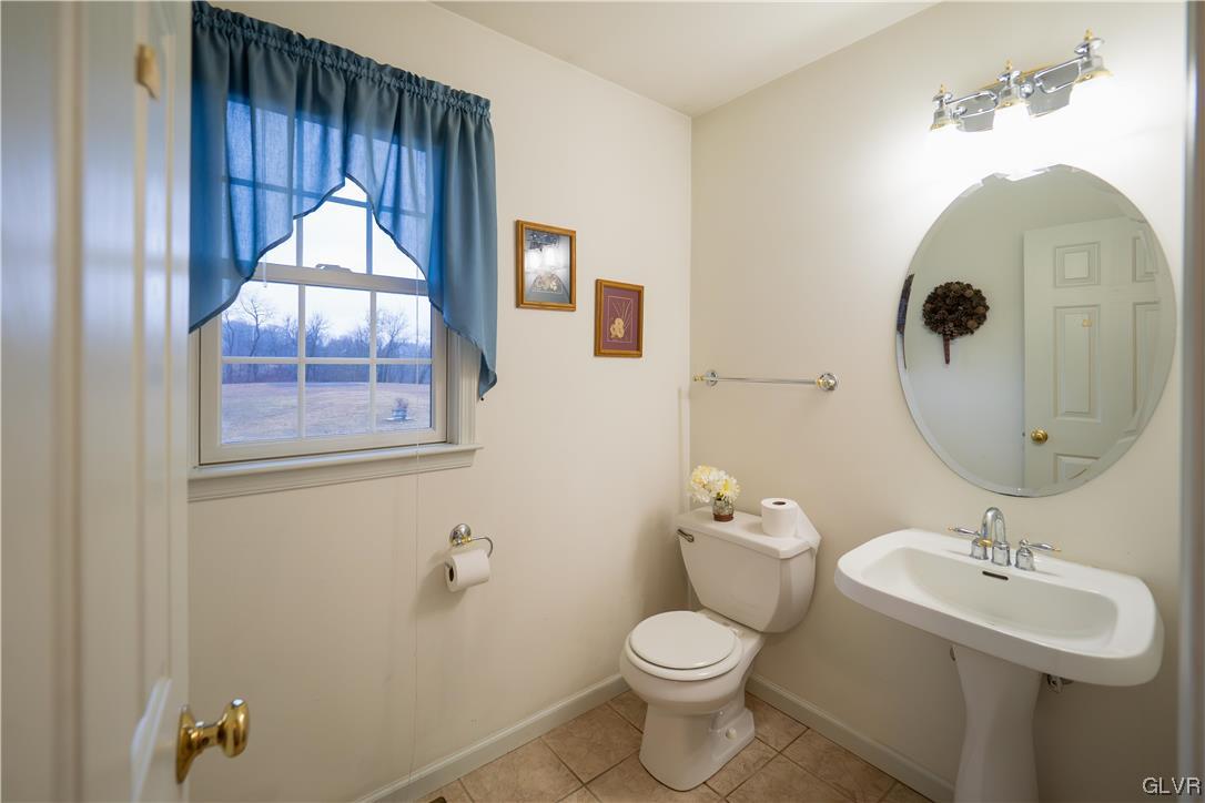 3323 Frontier Road Kutztown, PA 19530 - Photo 11 of 20 Gallery Image 11