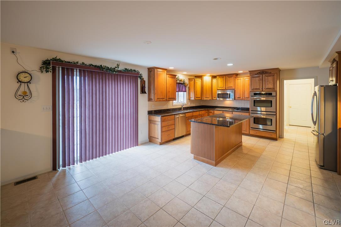 3323 Frontier Road Kutztown, PA 19530 - Photo 7 of 20 Gallery Image 7