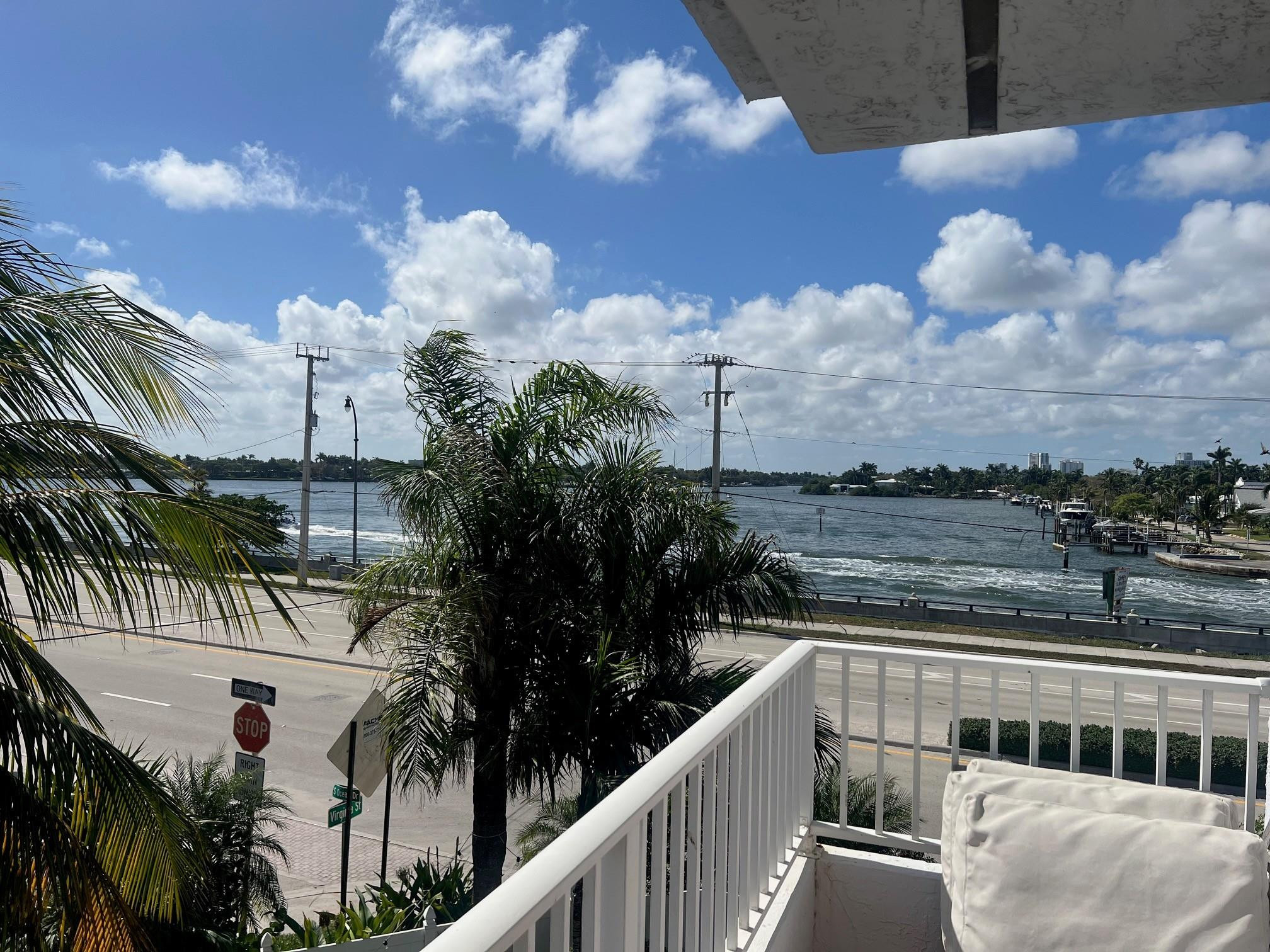 355 Virginia Street Hollywood, FL 33019 - Photo 11 of 34 Photo 11