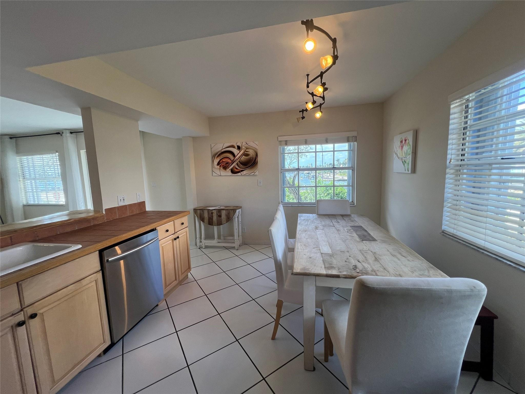 355 Virginia Street Hollywood, FL 33019 - Photo 22 of 34 Photo 22