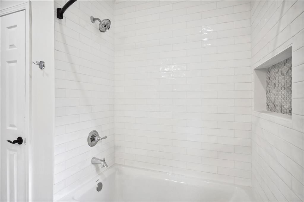 1249 Goodwin Road Northeast Atlanta, GA 30324 - Photo 17 of 26