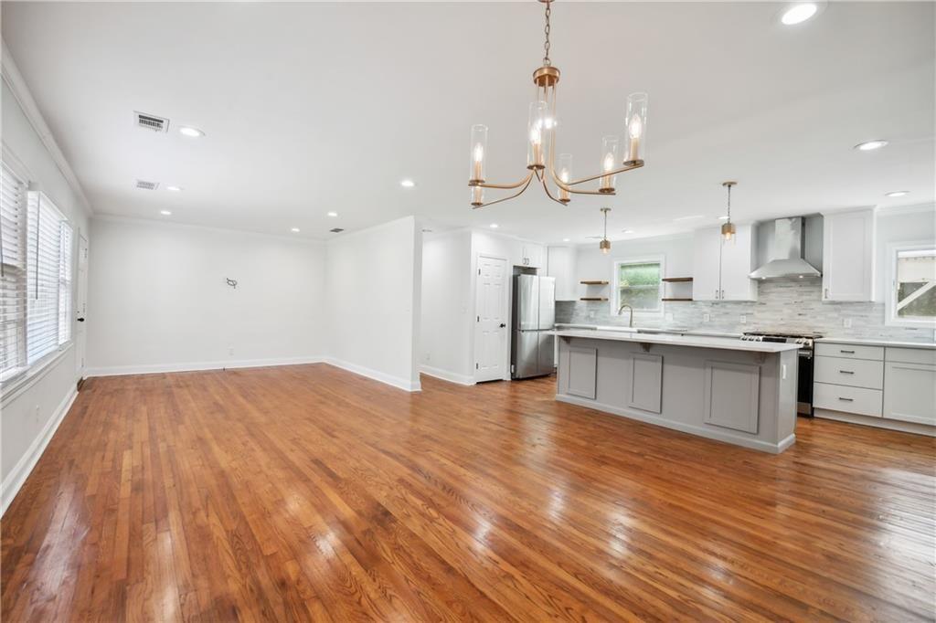 1249 Goodwin Road Northeast Atlanta, GA 30324 - Photo 6 of 26