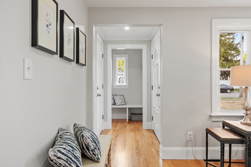 287 Waverly Road North Andover, MA 01845 - Photo 16 of 40 Gallery Image 16