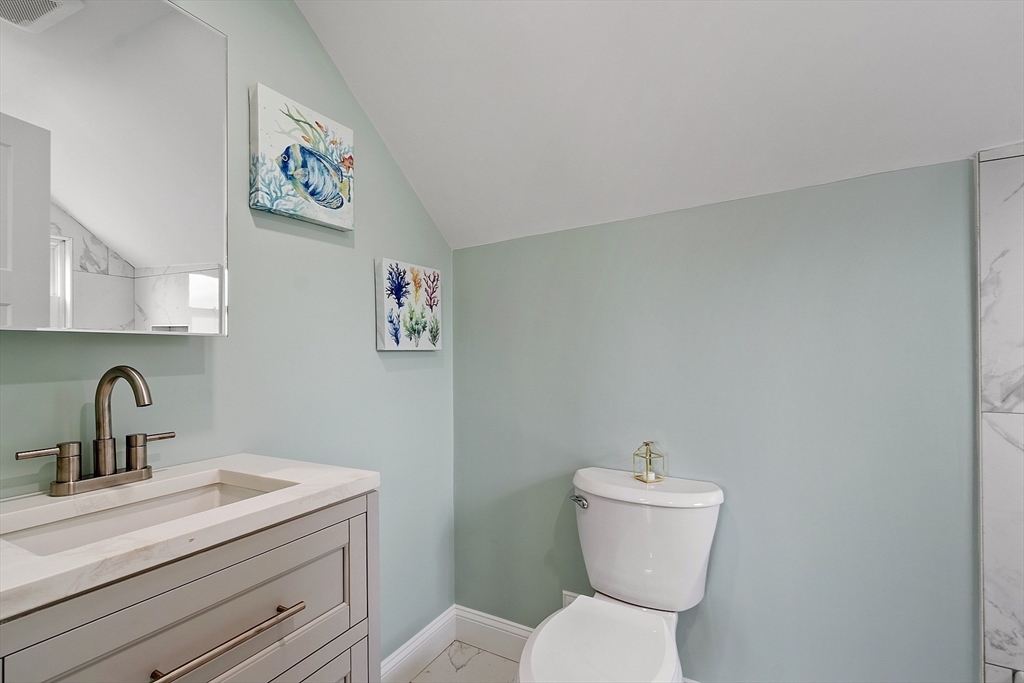 287 Waverly Road North Andover, MA 01845 - Photo 29 of 40 Gallery Image 29