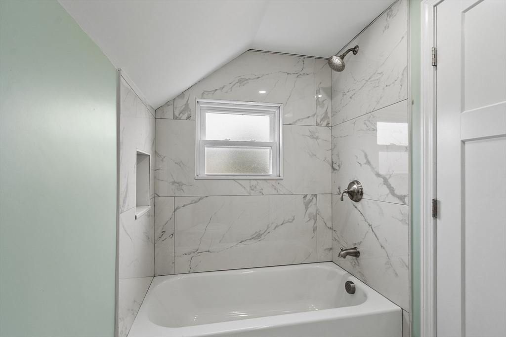 287 Waverly Road North Andover, MA 01845 - Photo 30 of 40 Gallery Image 30