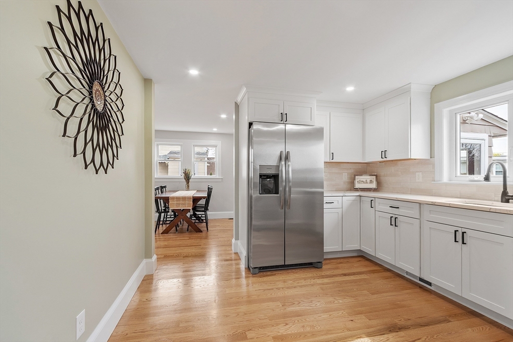 287 Waverly Road North Andover, MA 01845 - Photo 10 of 40 Gallery Image 10