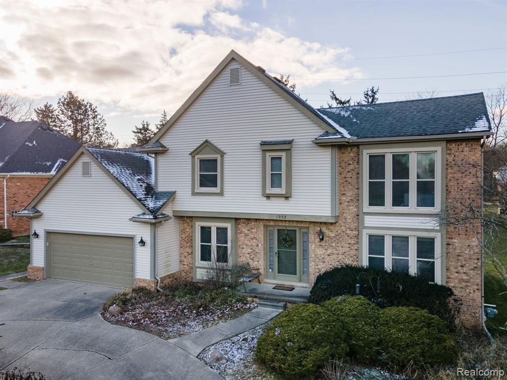 1353 Lomas Verdes Rochester Hills, MI 48306 - Photo 5 of 42
