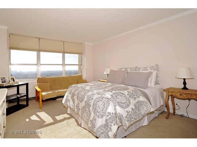 655 West Irving Park Road, Unit 5501 Chicago, IL 60613 - Photo 7 of 13