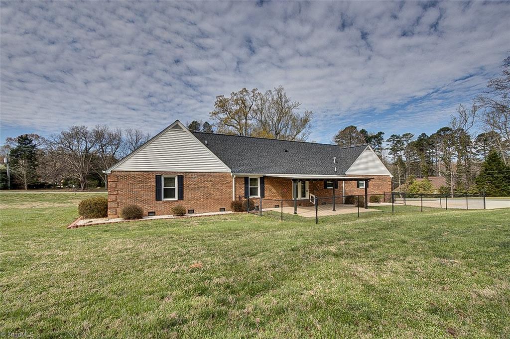 4701 Liberty Road Greensboro, NC 27406 - Photo 11 of 49