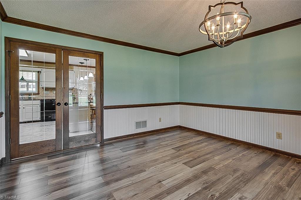 4701 Liberty Road Greensboro, NC 27406 - Photo 23 of 49