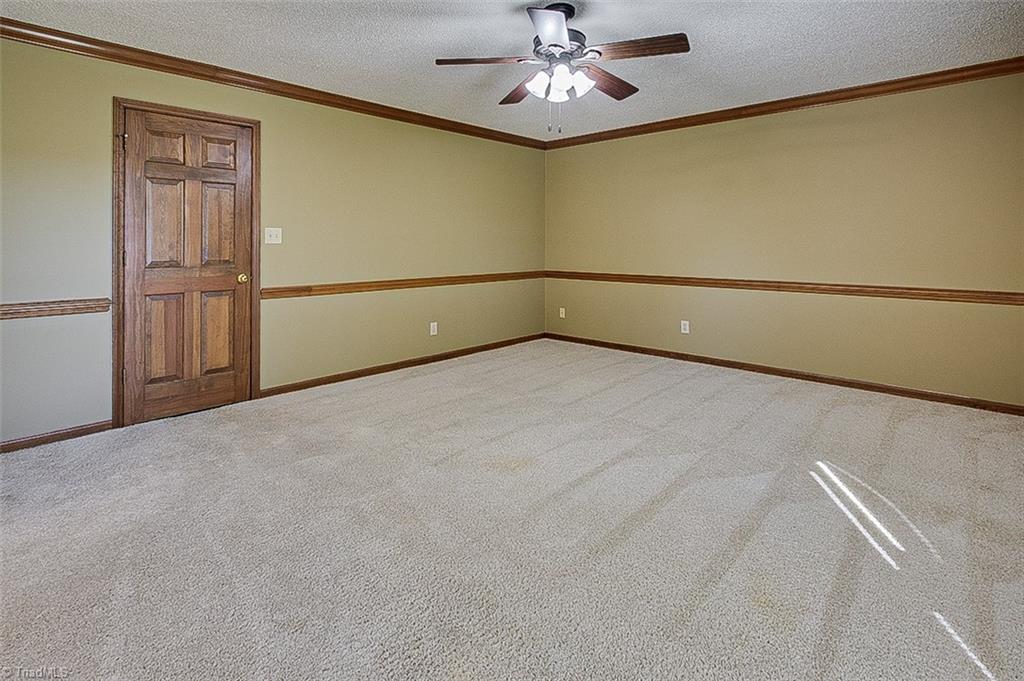 4701 Liberty Road Greensboro, NC 27406 - Photo 31 of 49