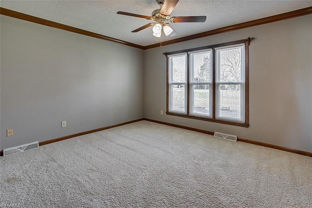 4701 Liberty Road Greensboro, NC 27406 - Photo 35 of 49