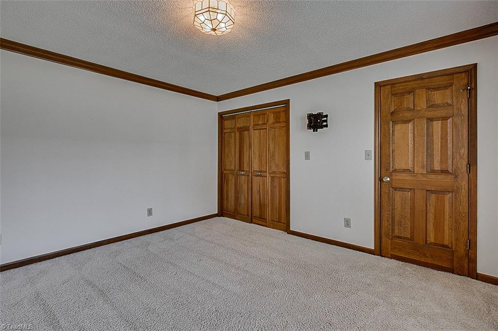 4701 Liberty Road Greensboro, NC 27406 - Photo 38 of 49