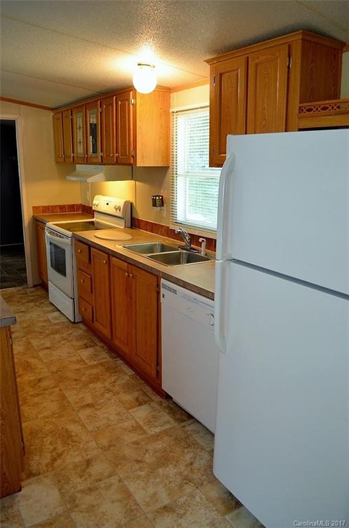 2881 Goble Road Hiddenite, NC 28636 - Photo 3 of 19