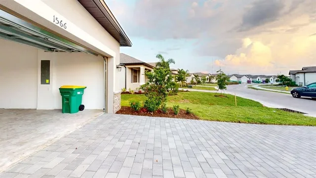 $2,375 | 1548 Saddlewood Circle, Port Charlotte, FL 33953