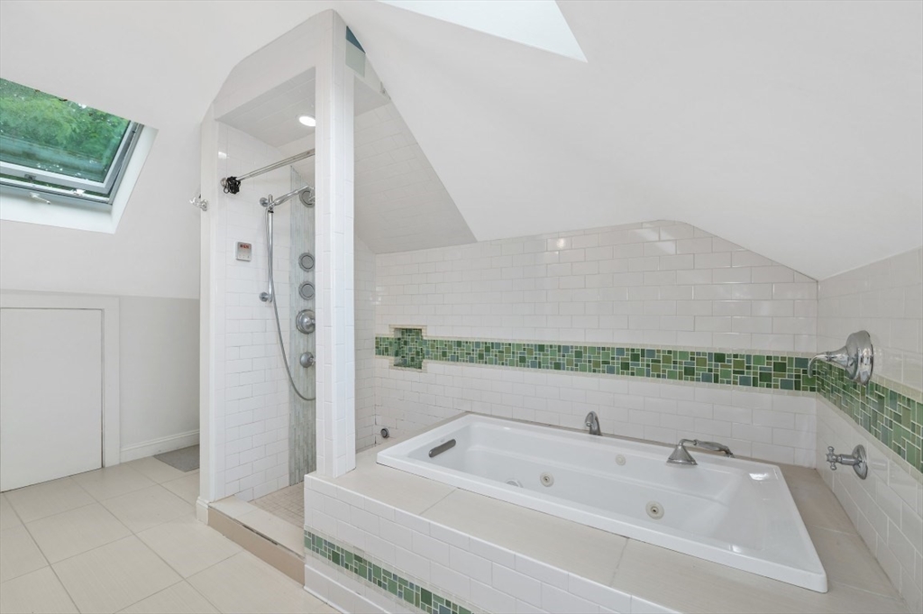 105-107 Adena Road, Unit 105 Newton, MA 02465 - Photo 28 of 36 Gallery Image 28