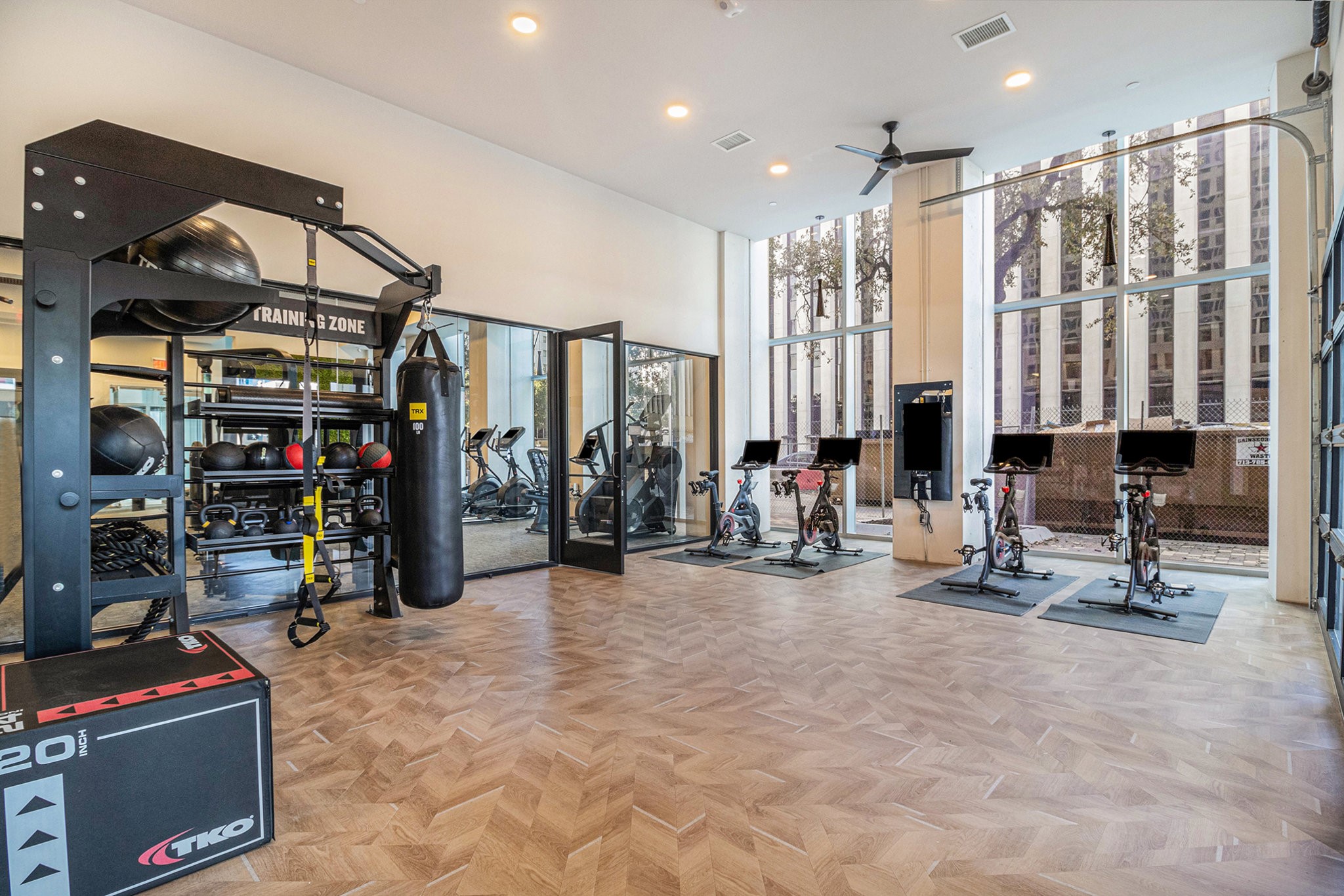 1801 Smith Street, Unit 1701 Houston, TX 77002 - Photo 13 of 25 a view of a room with gym equipment