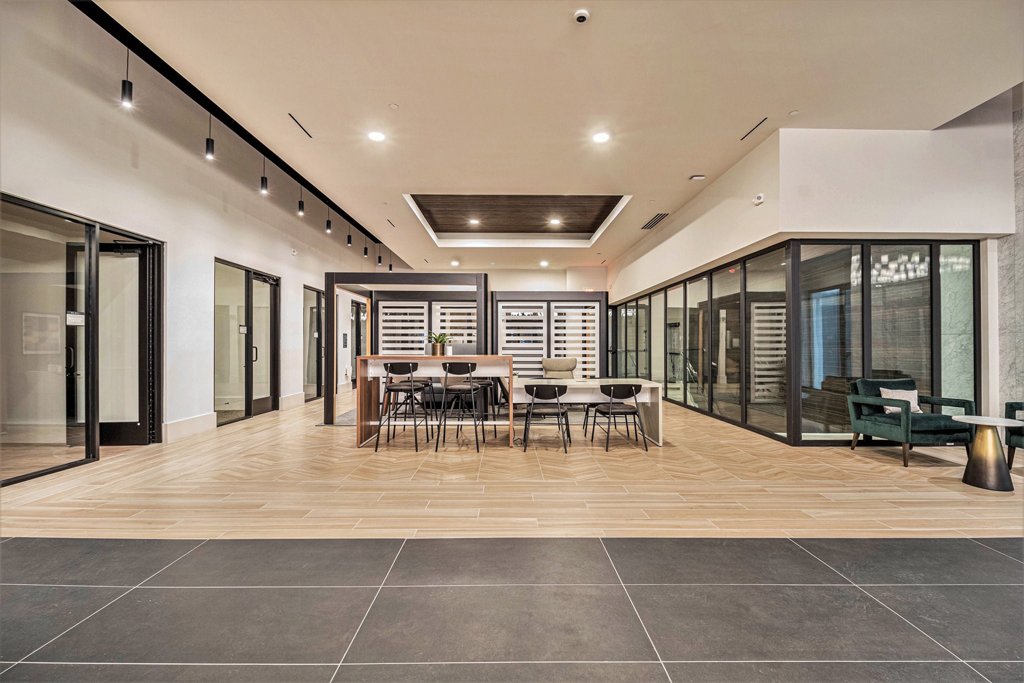 1801 Smith Street, Unit 1701 Houston, TX 77002 - Photo 20 of 25