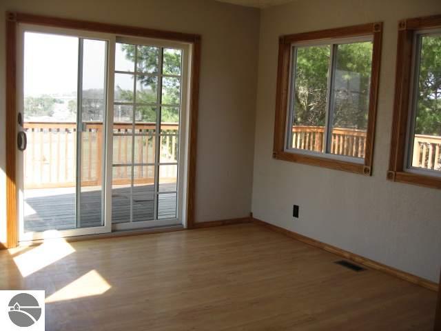 3917 Zimmerman Road Traverse City, MI 49685 - Photo 5 of 15 1714583-4.JPG