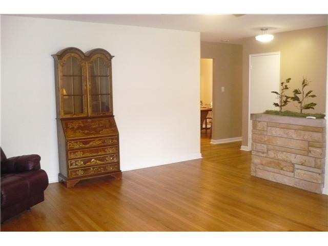 4915 Guion Road Indianapolis, IN 46254 - Photo 2 of 15 Gallery Image 2