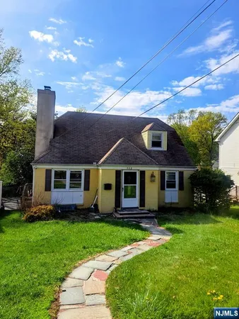 $3,250 | 248 Central Avenue, Englewood, NJ 07631