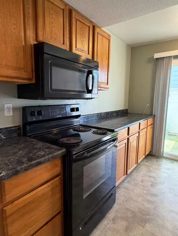 $179,950 | 8240 Center Parkway, Unit 68, Sacramento, CA 95823