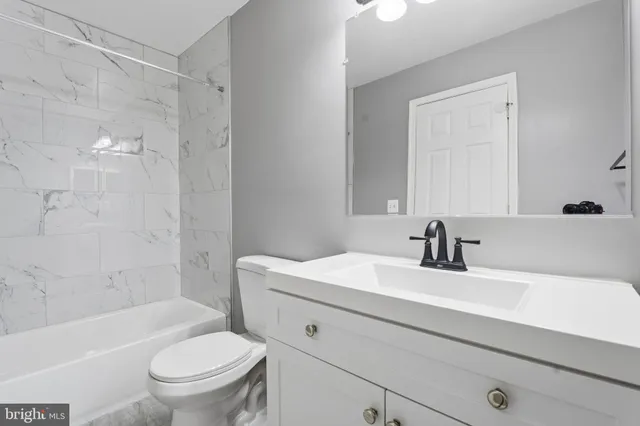 $1,875 | 1806 East Lafayette Avenue, Baltimore, MD 21213