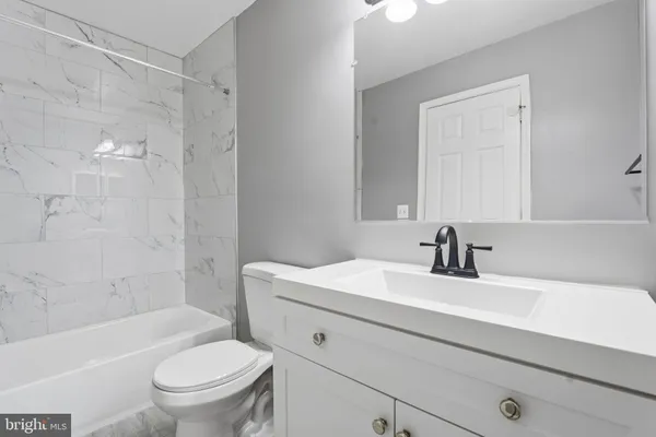 $1,775 | 1806 East Lafayette Avenue, Baltimore, MD 21213