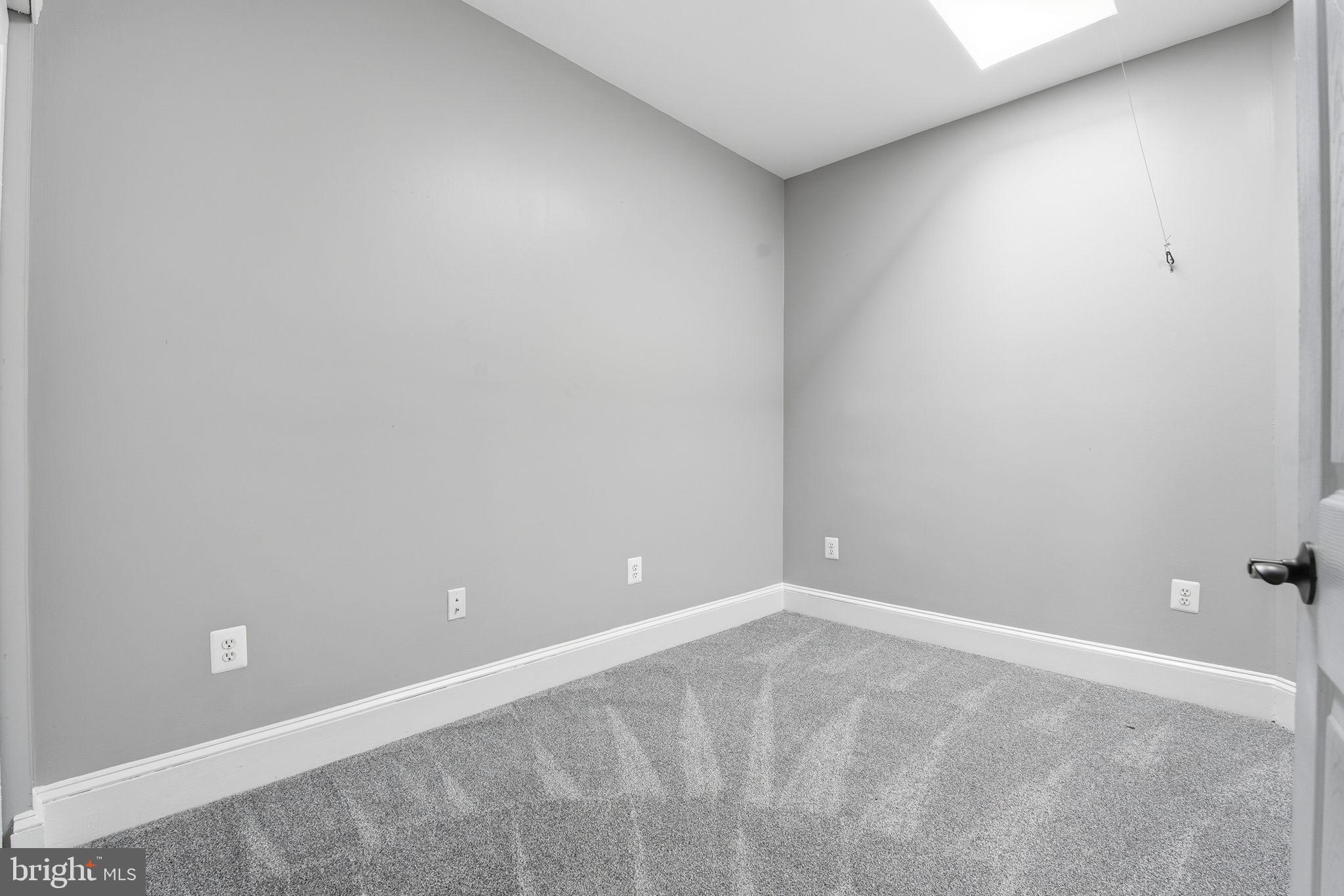 1806 East Lafayette Avenue Baltimore, MD 21213 - Photo 28 of 33 a view of an empty room