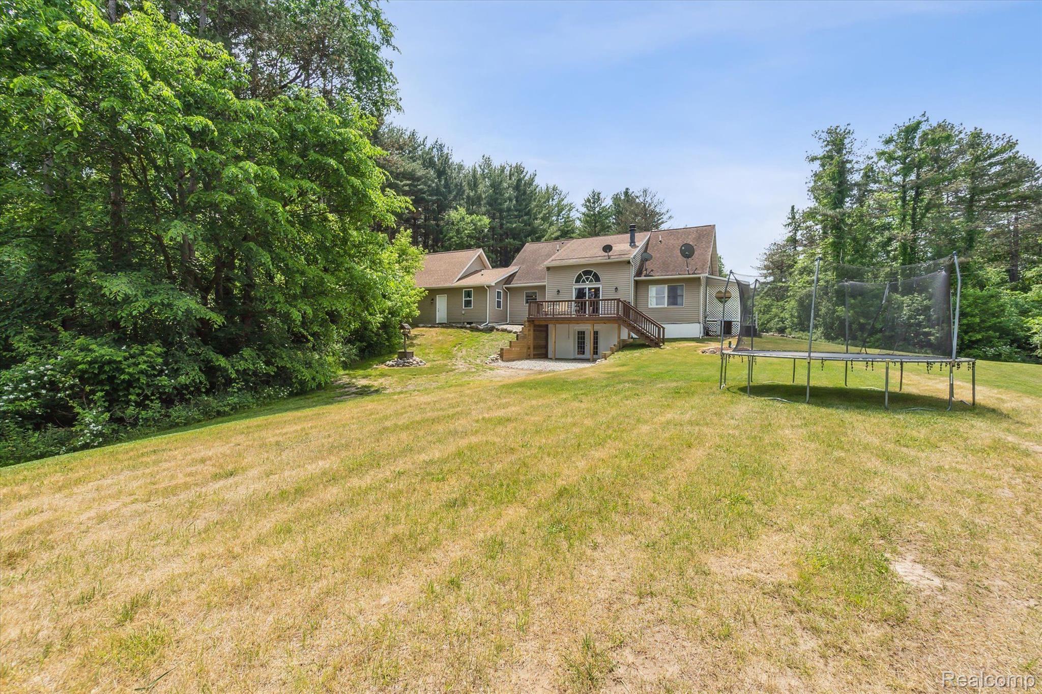 5809 East Allen Road Howell, MI 48855 - Photo 45 of 62 rear