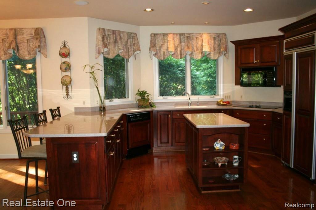 7811 Fieldstone Ridge Clarkston, MI 48348 - Photo 20 of 51 IMG_1561.jpg