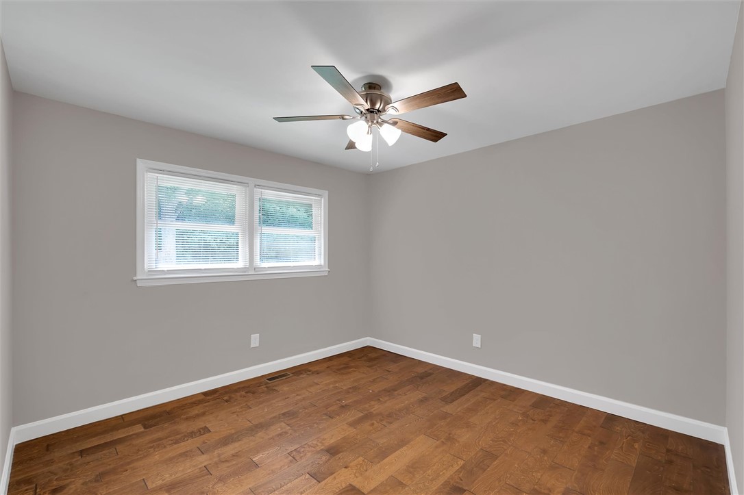 2709 Midway Road Anderson, SC 29621 - Photo 22 of 28 Bedroom #3