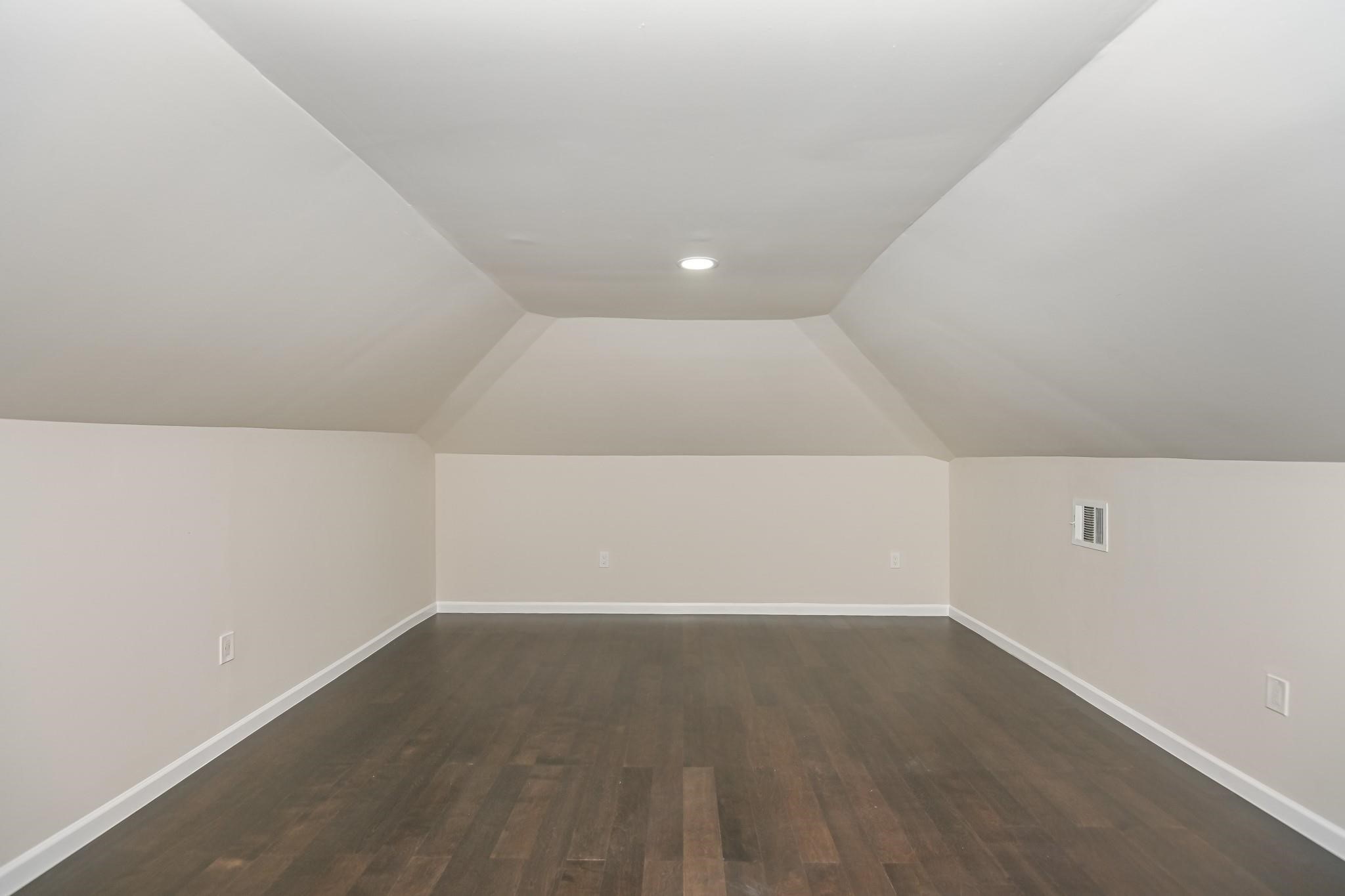 2902 Houston Avenue Houston, TX 77009 - Photo 39 of 42 a view of an empty room