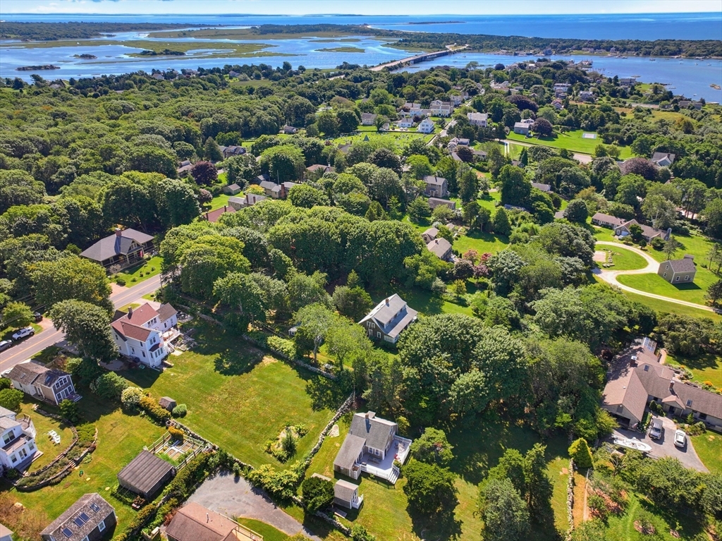 1885 Main Road Westport, MA 02791 - Photo 9 of 42 Gallery Image 9