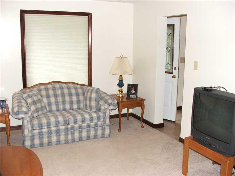648 Callery Road Evans City, PA 16033 - Photo 11 of 18 Living Room.