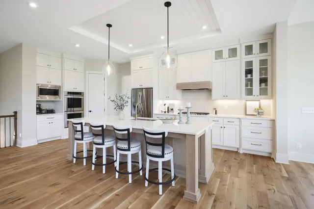 $1,795,000 | 3512 William Way, Independence, MN 55359