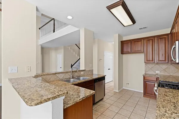 $2,750 | 8516 Ontario Drive, McKinney, TX 75072