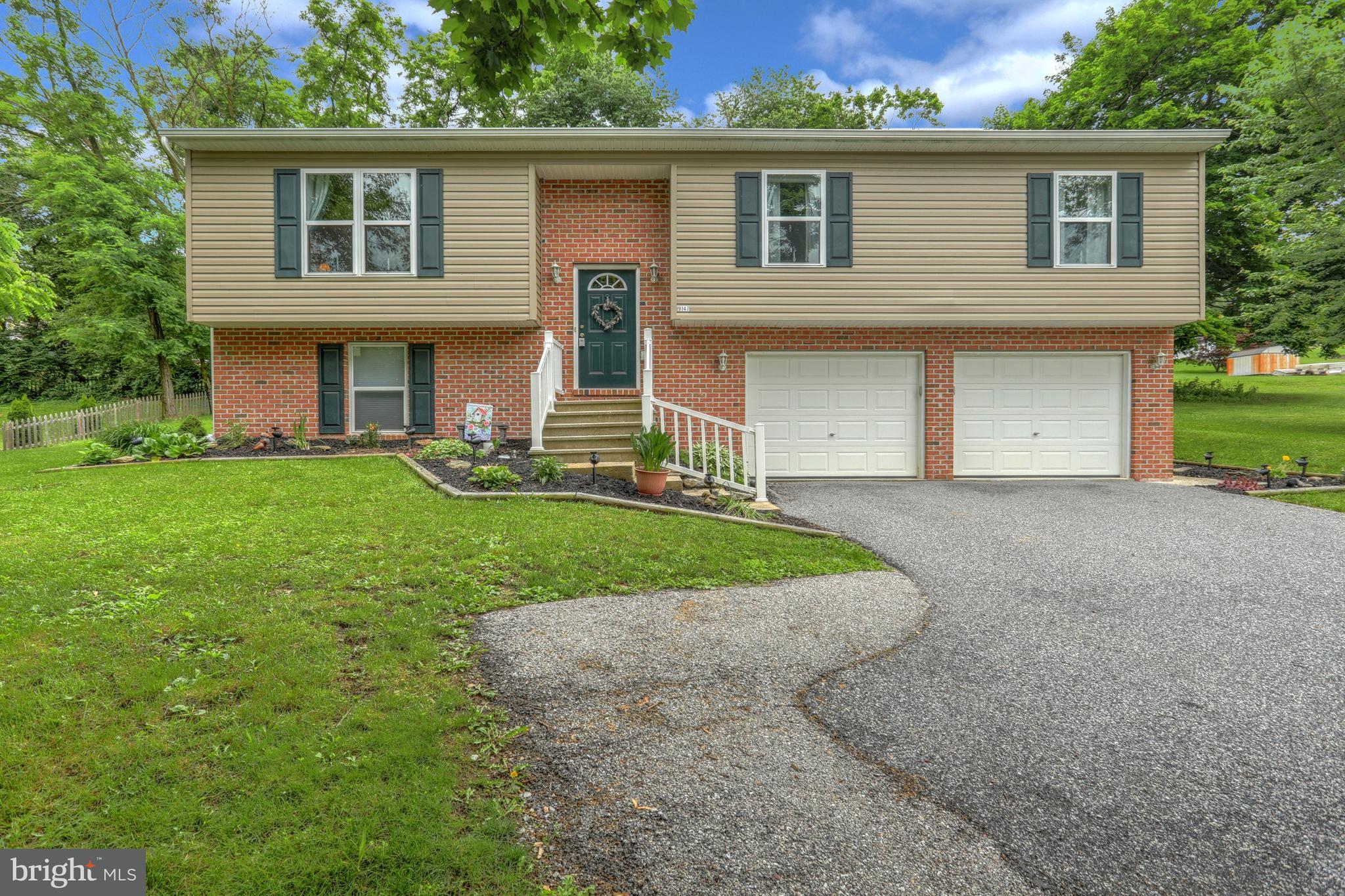 9147 East Springfield Road Seven Valleys, PA 17360 - Photo 1 of 28