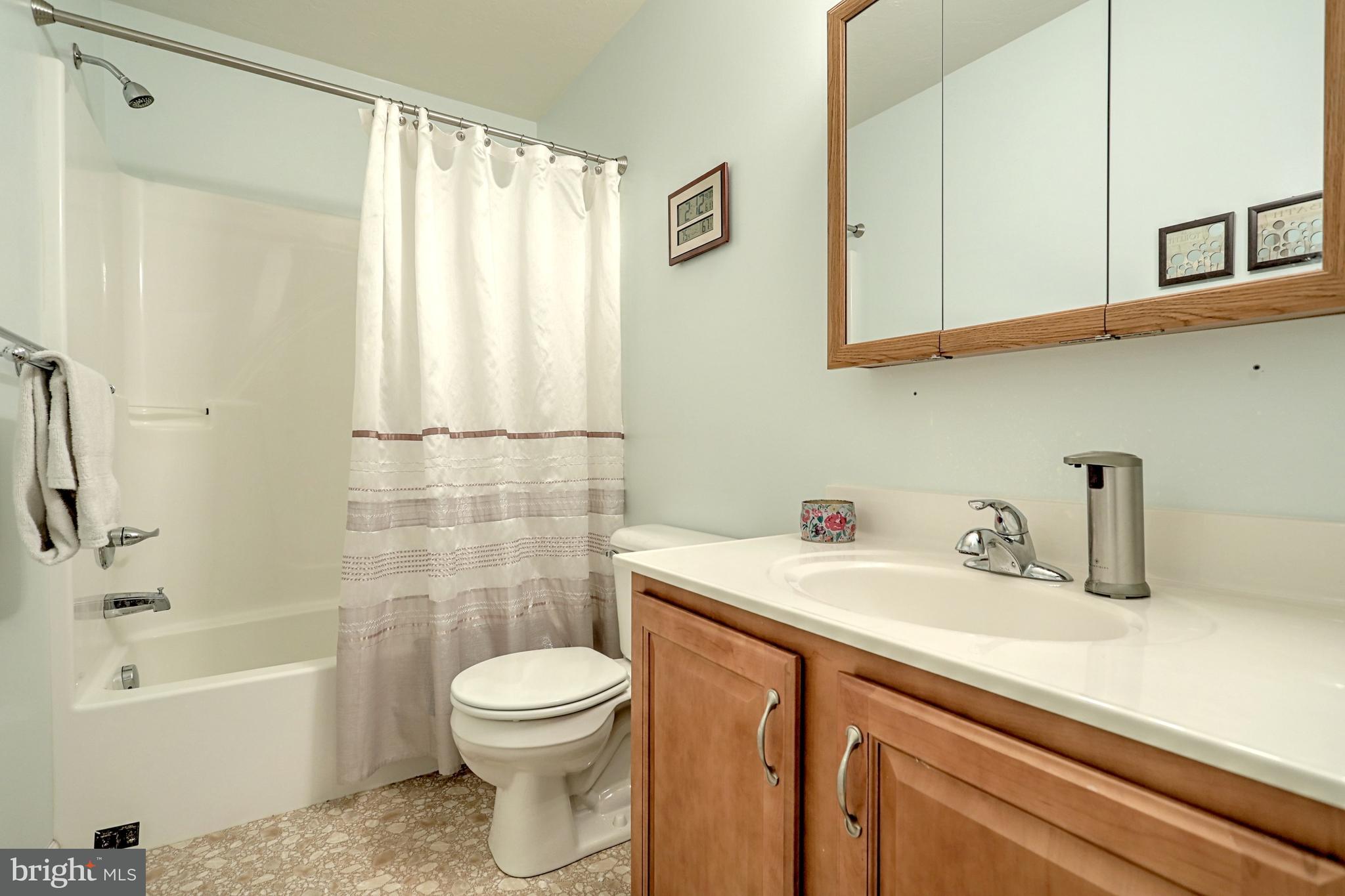 9147 East Springfield Road Seven Valleys, PA 17360 - Photo 23 of 28
